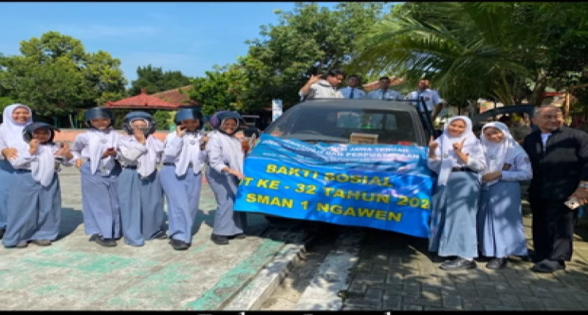 Bakti Sosial dalam Rangka HUT SMAN 1 Ngawen ke-32.